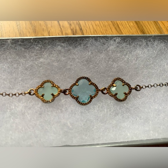 NWT Mia Fiore Four Leaf Clover Bracelet - Picture 3 of 4